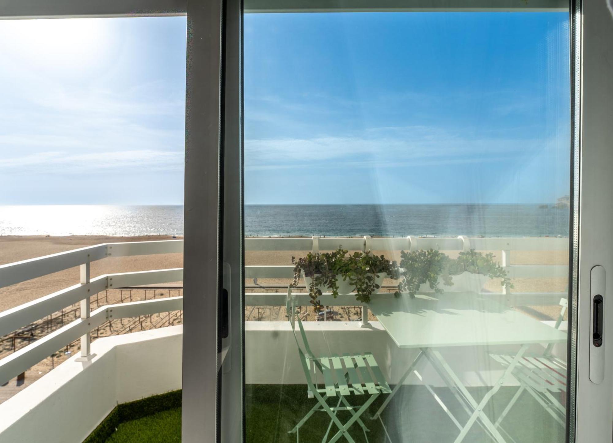 T2 Dina'S Place Nazaré Exterior photo