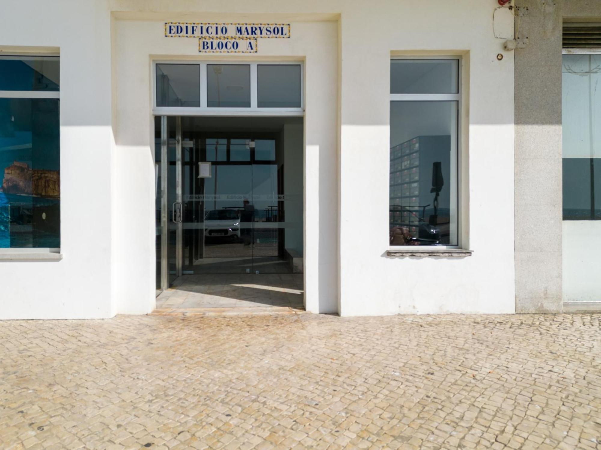 T2 Dina'S Place Nazaré Exterior photo